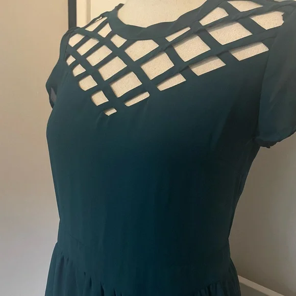 Xhilaration Teal Cutout Dress - Picture 3 of 5
